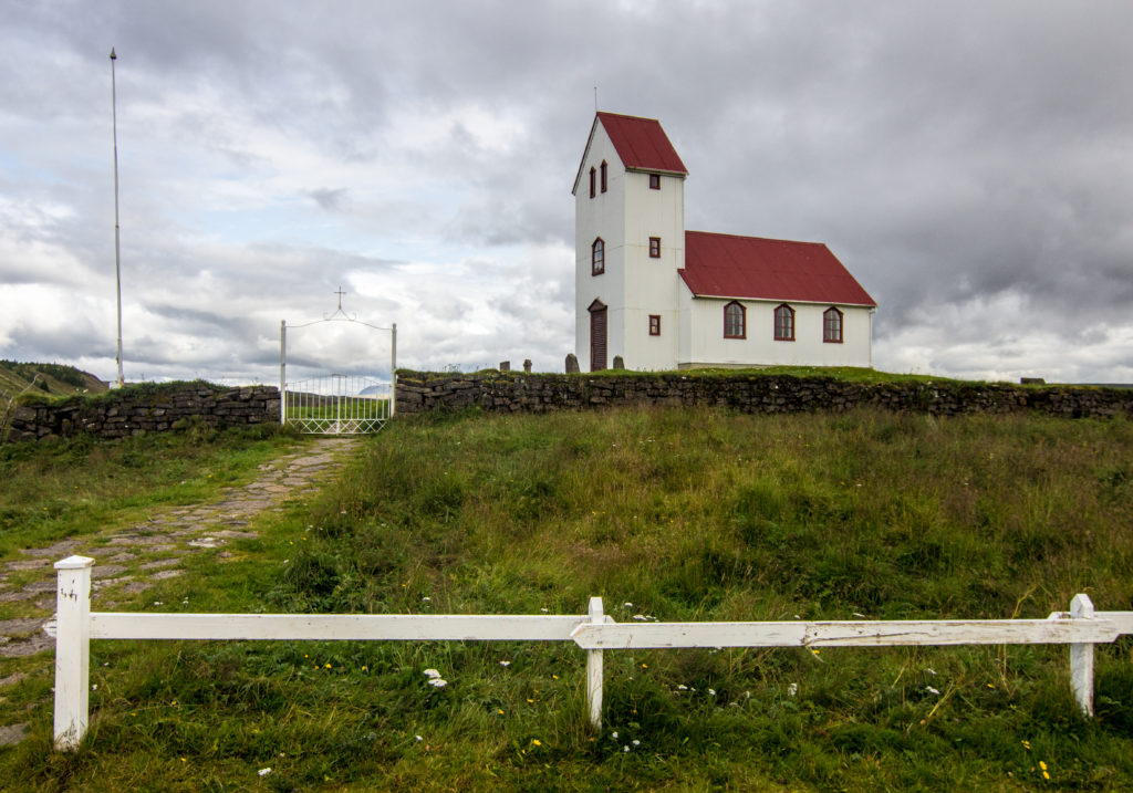 Úlfljótsvatnskirkja, Island